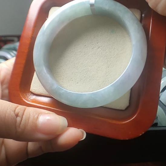 翡翠未镶嵌手镯215号