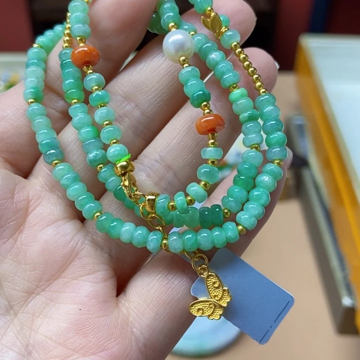 翡翠未镶嵌颈饰吊坠