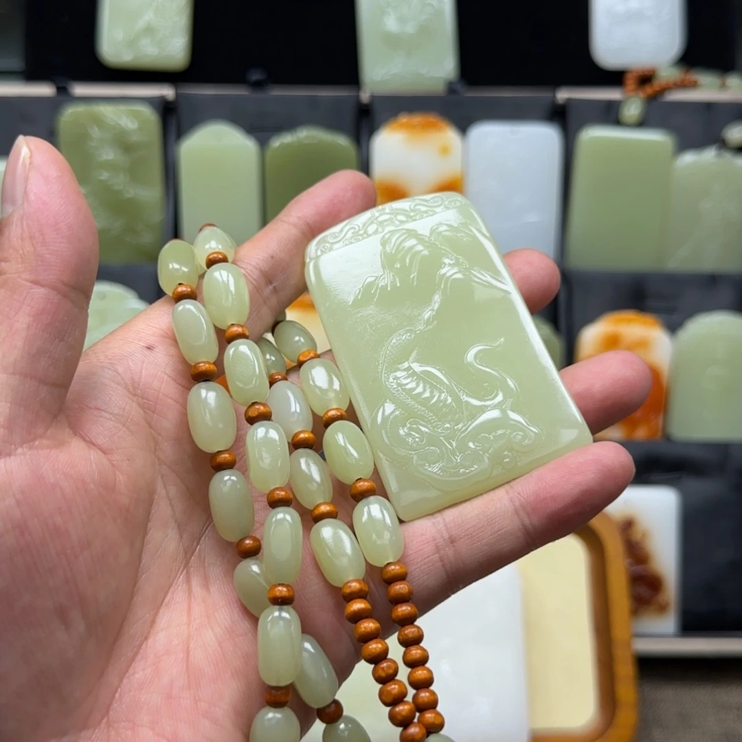 A***3一物一拍生肖蛇牌子