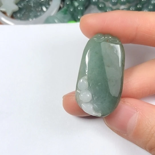 翡翠未镶嵌颈饰缅甸A货，每天下午1点半开播