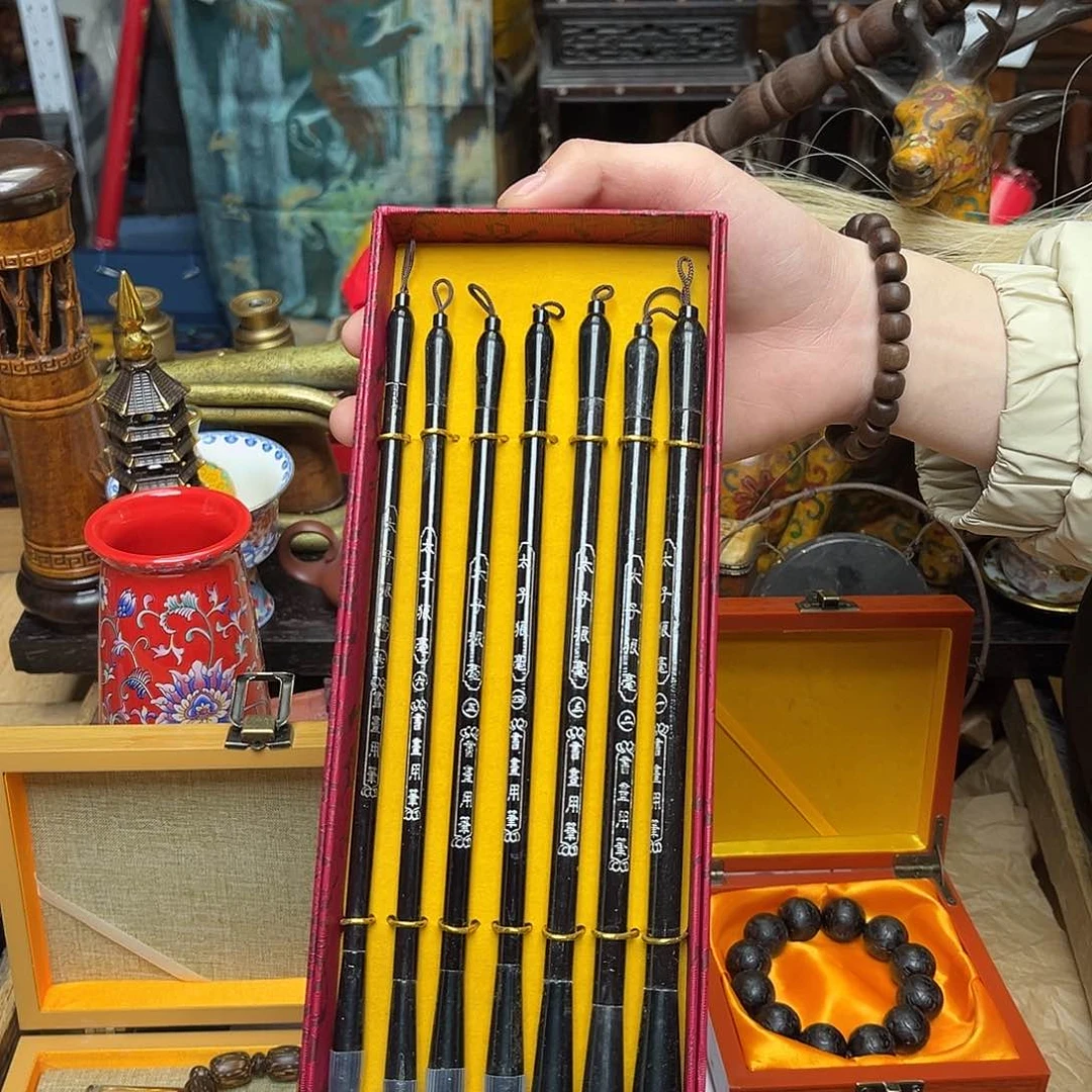 大叶紫檀（黑酸枝木类）