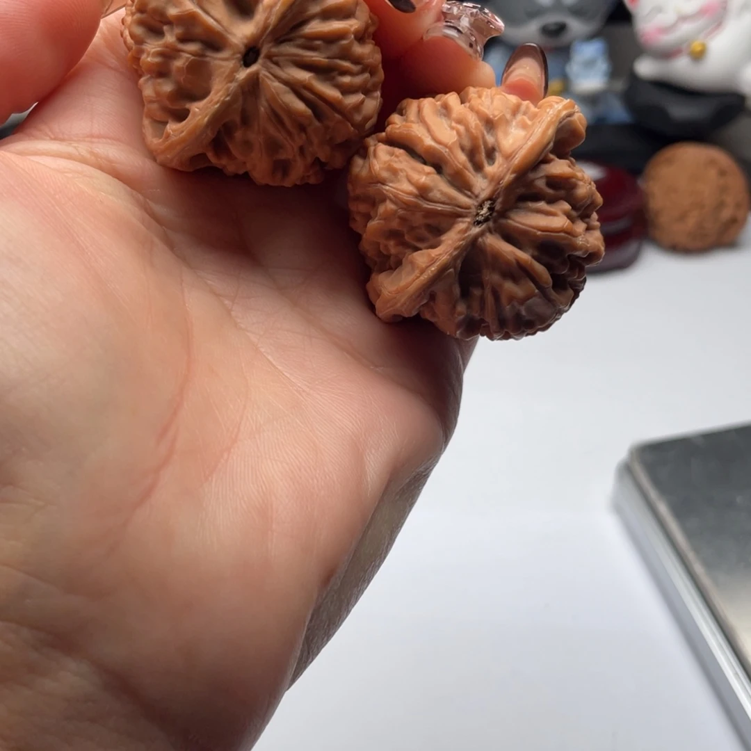 随***欲文玩核桃凤凰台40