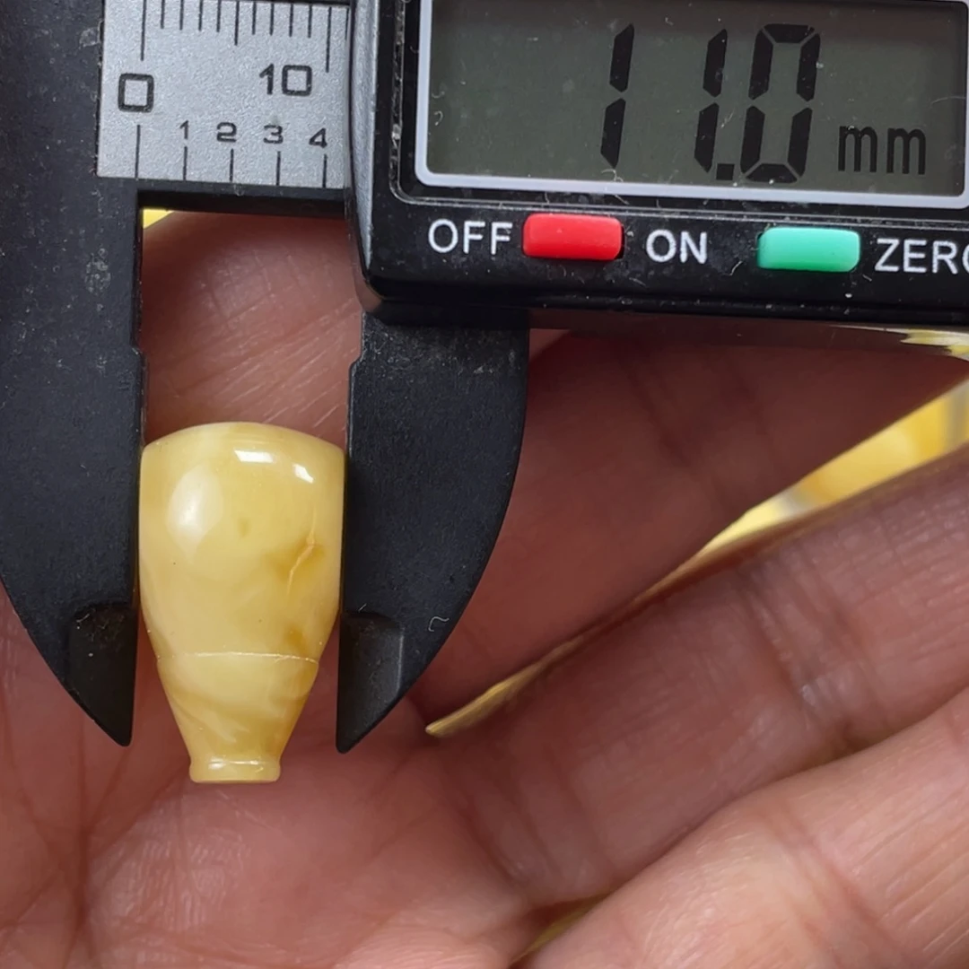 【闪购商品】裸石蜜蜡未镶嵌68杂