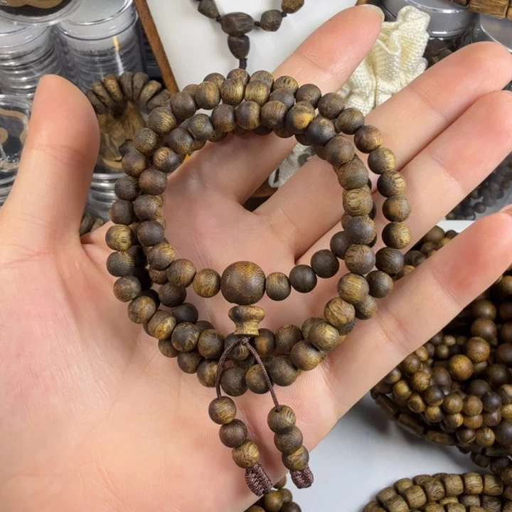 沉香沉香碎屑莺歌绿奇楠06圆珠多圈