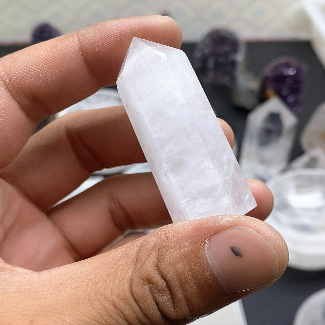 未镶嵌颈饰水晶207