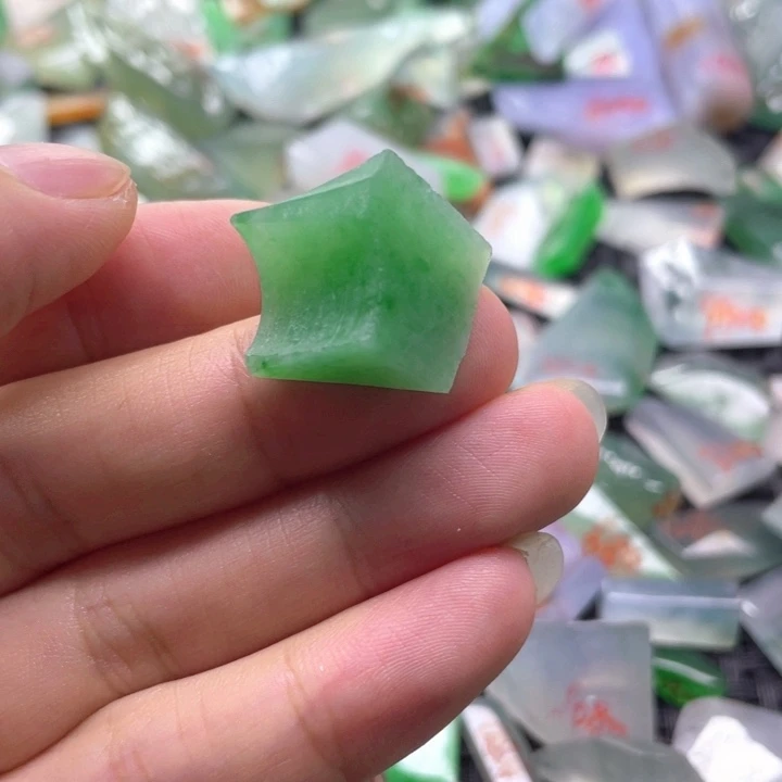 定制翡翠未镶嵌天然缅甸翡翠
