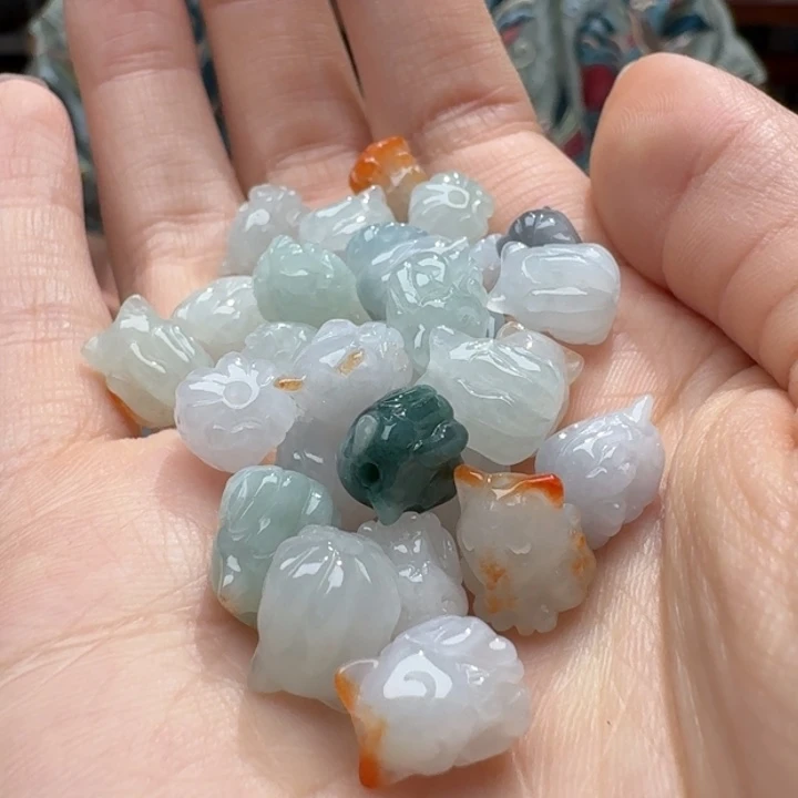 未镶嵌挂件翡翠福利1个，不包邮，拍一单邮费发货