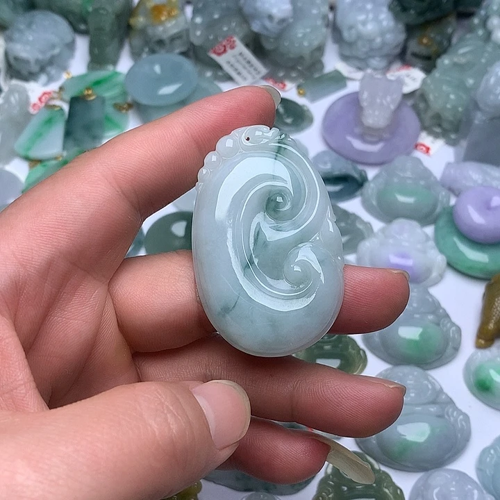 翡翠未镶嵌颈饰天然翡翠