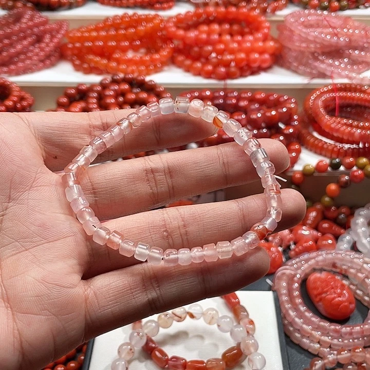 南红玛瑙未镶嵌手链
