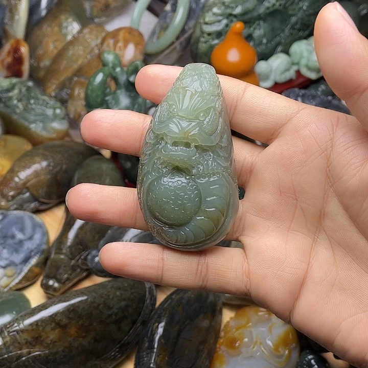 和田玉未镶嵌挂件