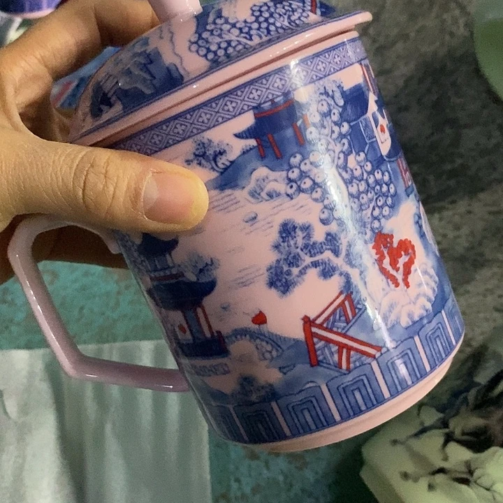 摆件陶用****1红稀土釉里红亭台楼阁办公杯