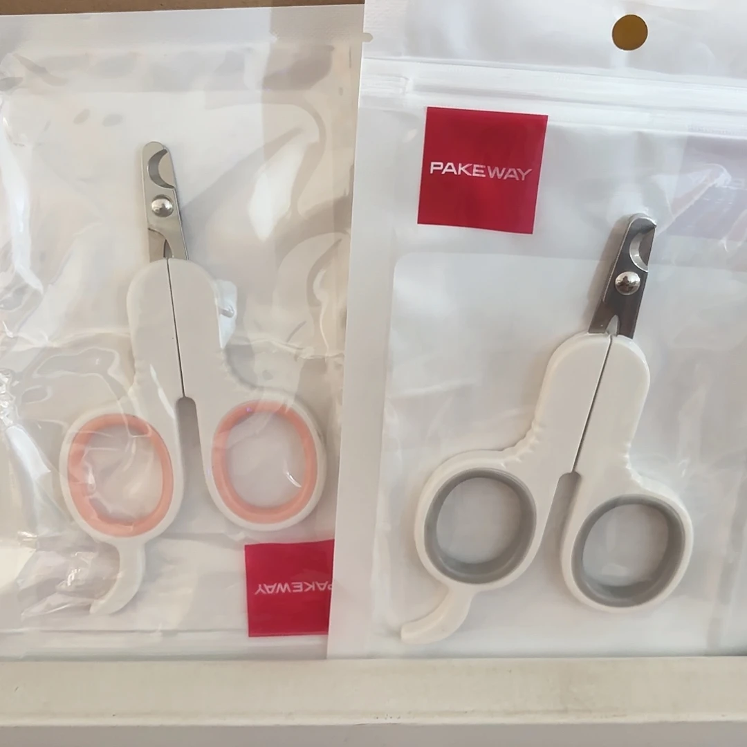 白**狗猫咪白色袋子指甲刀 一个