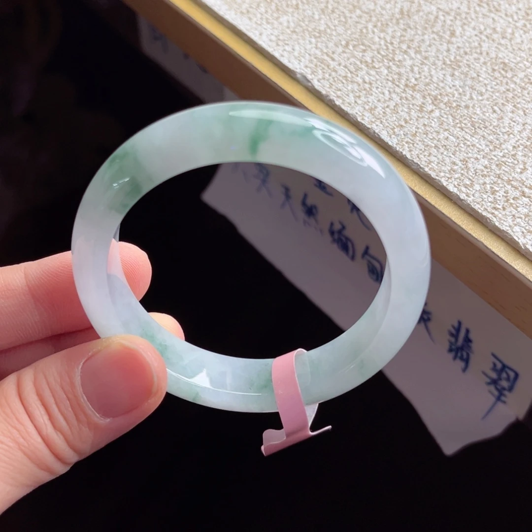 翡翠未镶嵌手镯手镯