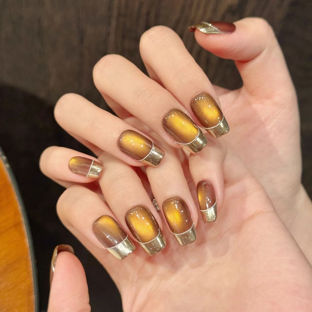 原创【卡布奇诺】焦糖玻璃珠猫眼魔镜粉法式秋冬简约甲片穿戴美甲