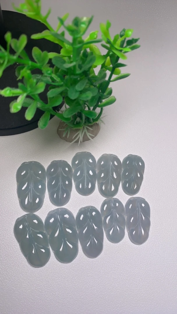 天然缅甸翡翠A货树叶.多样性发过之一