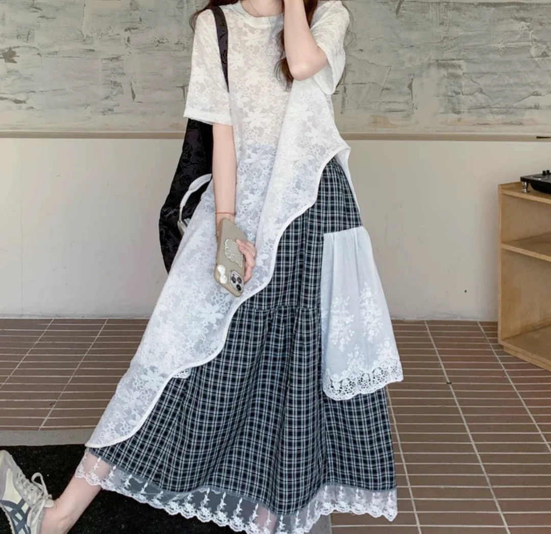 2025夏季新时尚气质百搭侧边斜衣摆T恤裙摆蕾丝格子半身裙