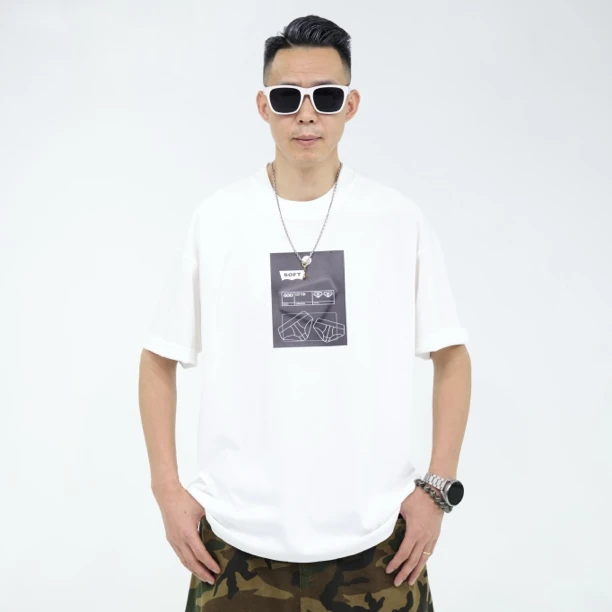 2025春季夏季新款精致棉T恤高克重常规圆领情侣休闲纯色印花时尚