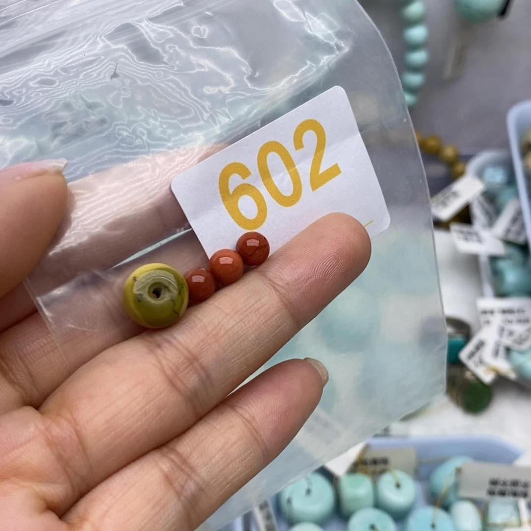 未镶嵌南红玛瑙珠宝奇石