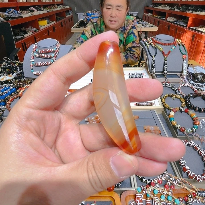 未镶嵌玛瑙/玉髓珠宝奇石