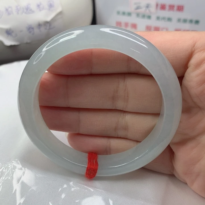 未镶嵌手镯翡翠5556