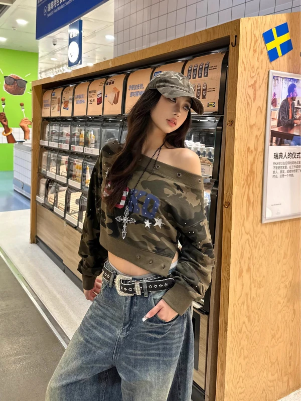 辣妹短款露脐长袖卫衣女早秋新款正反两穿修身显瘦斜领露肩上衣潮