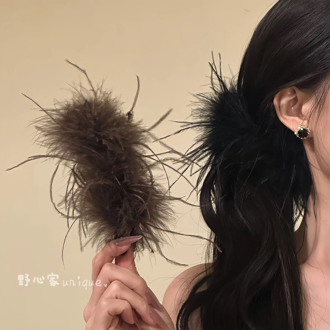 归洋千金~黑色蓬松羽毛香蕉夹高马尾竖夹显发量抓夹发饰秋冬新款