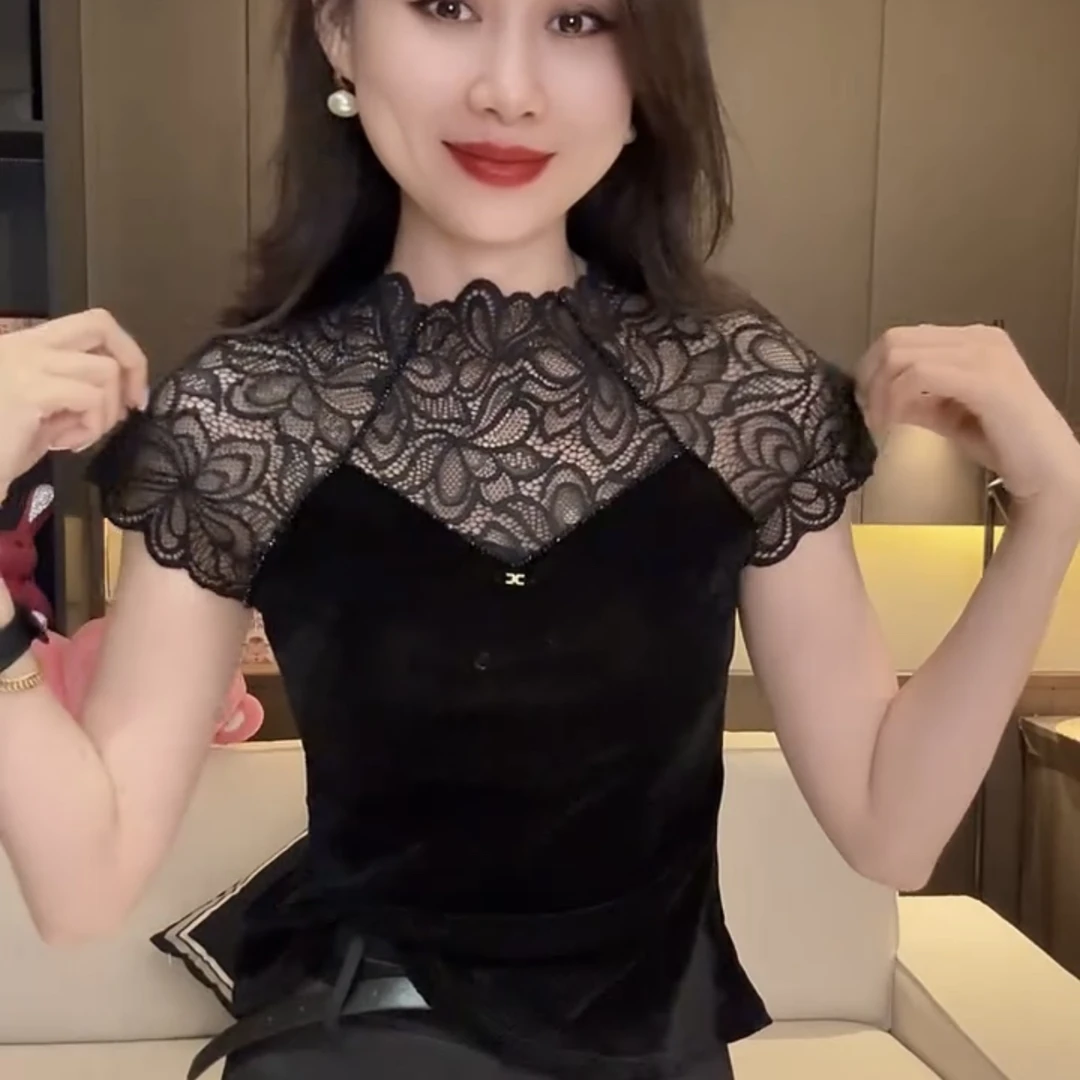 时尚半高领蕾丝拼接丝绒透气镂空短袖上衣显瘦百搭