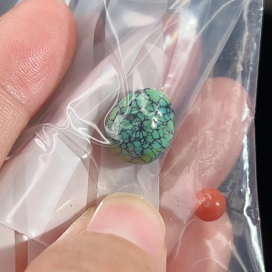 南红玛瑙未镶嵌珠宝奇石