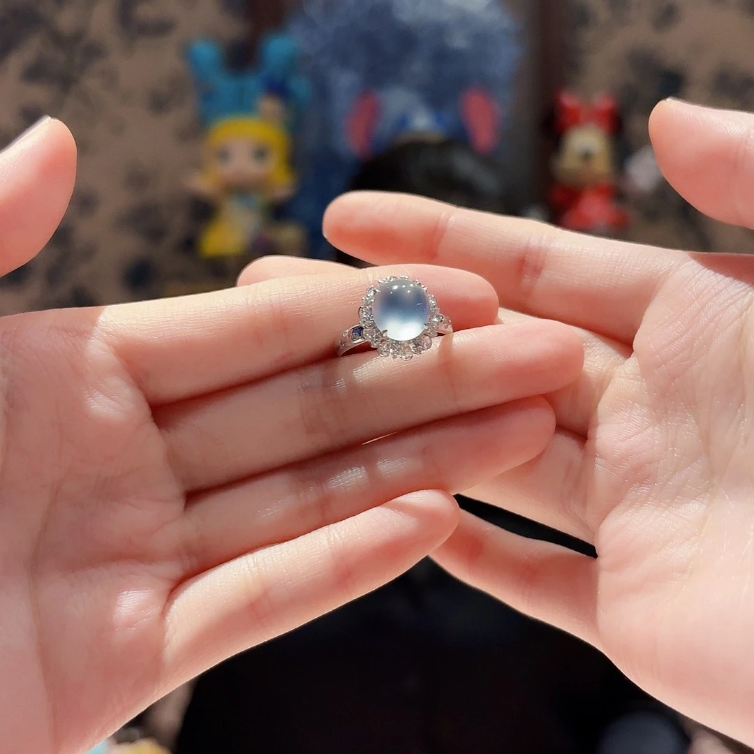 翡翠18K金镶嵌戒指