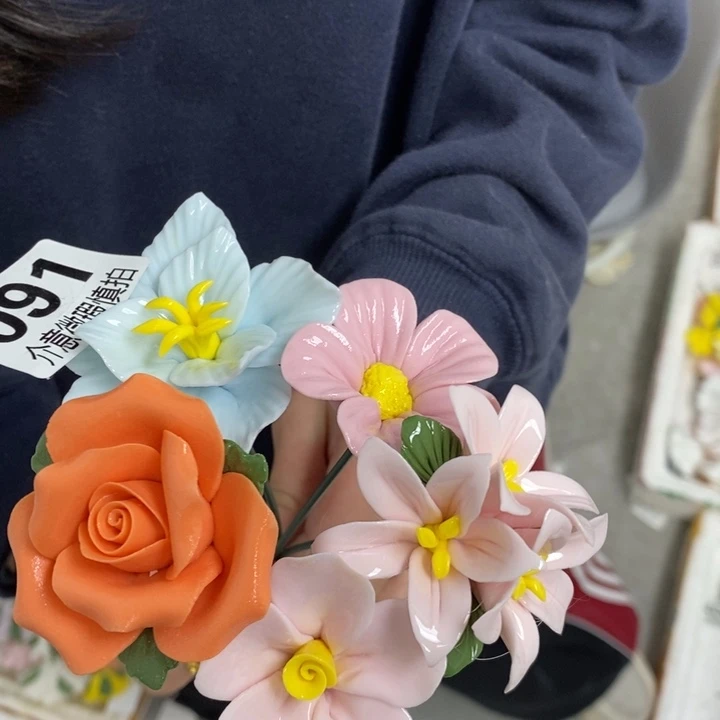 摆件陶瓷材料加工