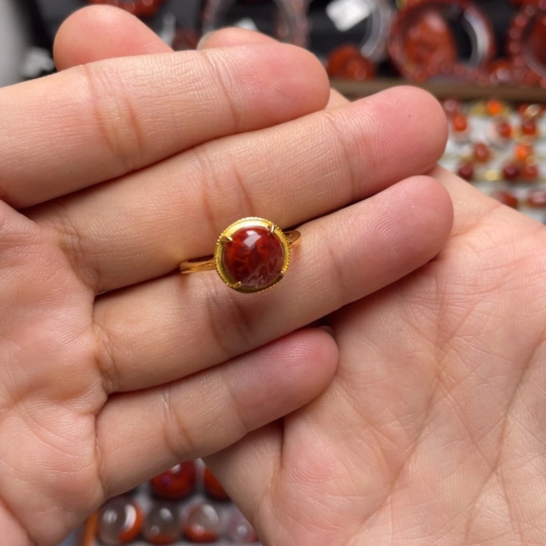 【闪购商品】银S925镶嵌圆牌戒指南红玛瑙废**常