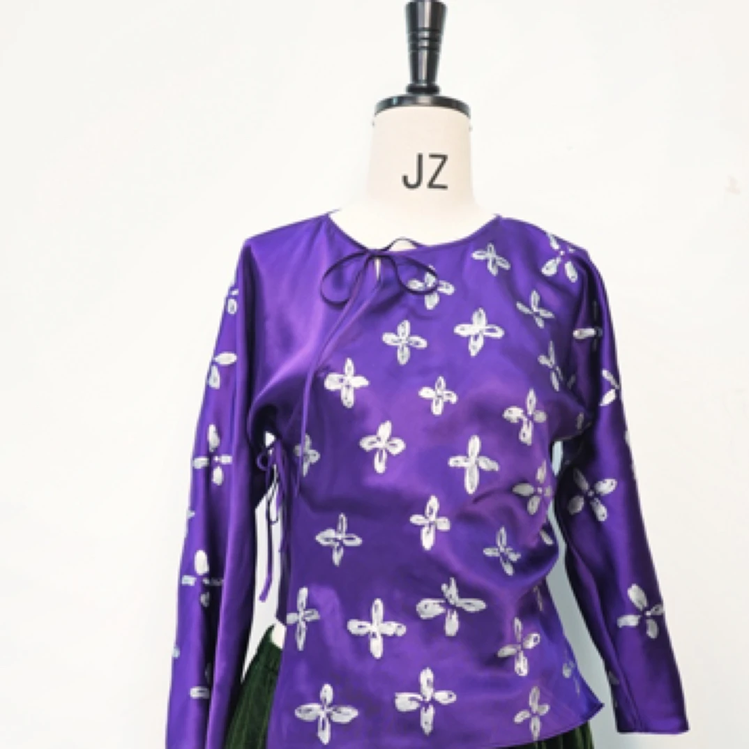 【唐·花意】周琦默宝相纹中式斜襟真丝手绘简约收腰上衣