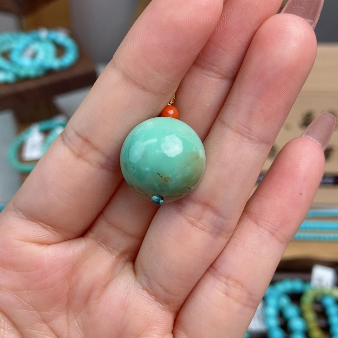 绿松石雕刻未镶嵌