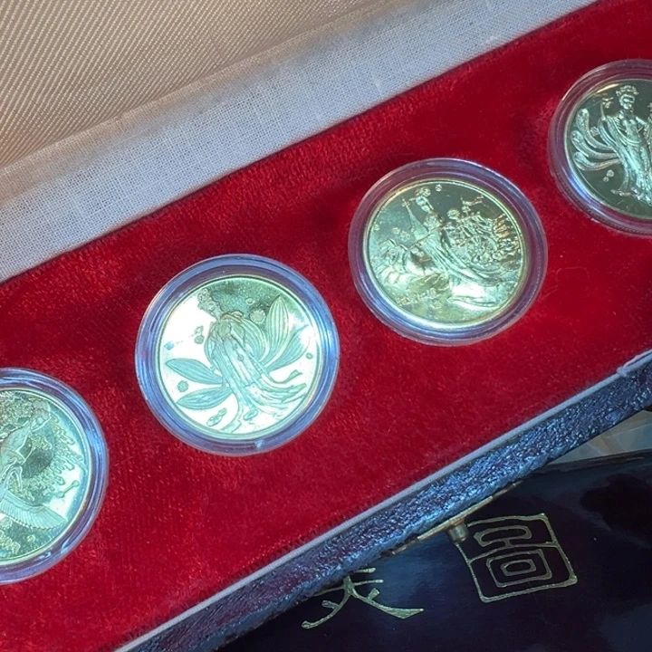 其他普通金属四大美女铜章一套