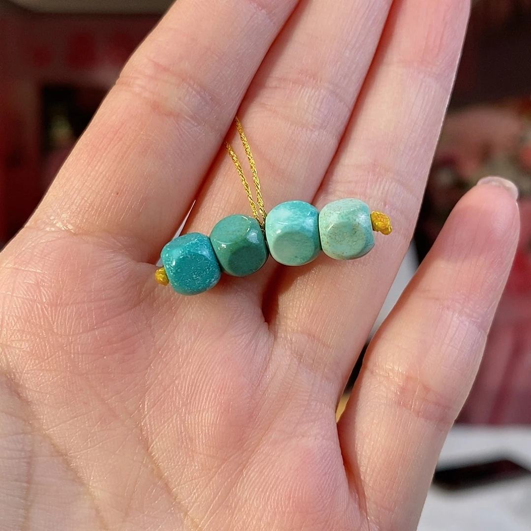 未镶嵌绿松石珠宝奇石