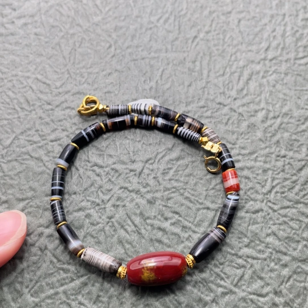 不***争玛瑙/玉髓18K金镶嵌手链