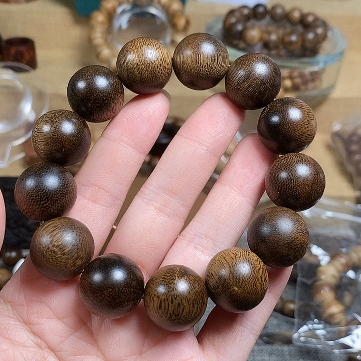 沉香碎屑沉香海南绿棋楠沉香