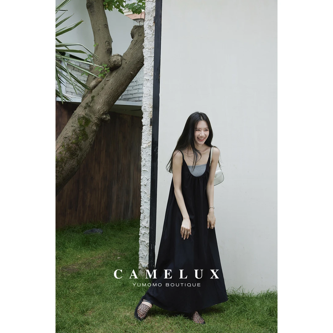 于momo松弛高级小众套装宽松藏肉U领大A摆连衣裙+抹胸吊带QLA2028