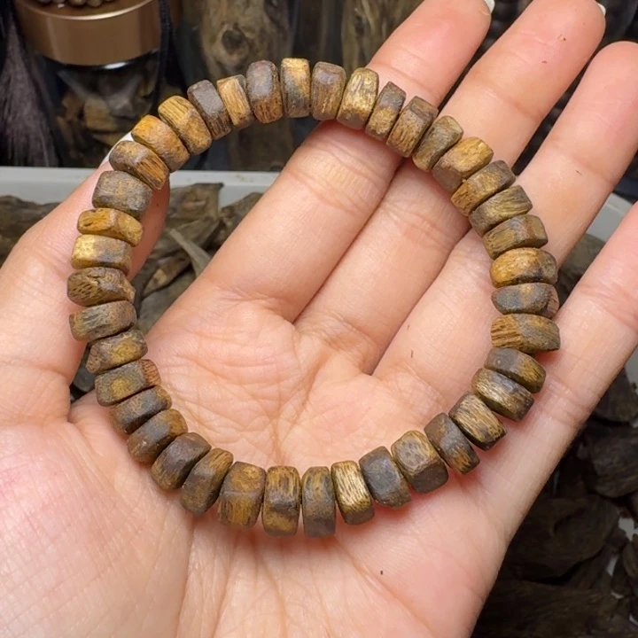 线香海南沉水浮陆河树心片珠8克