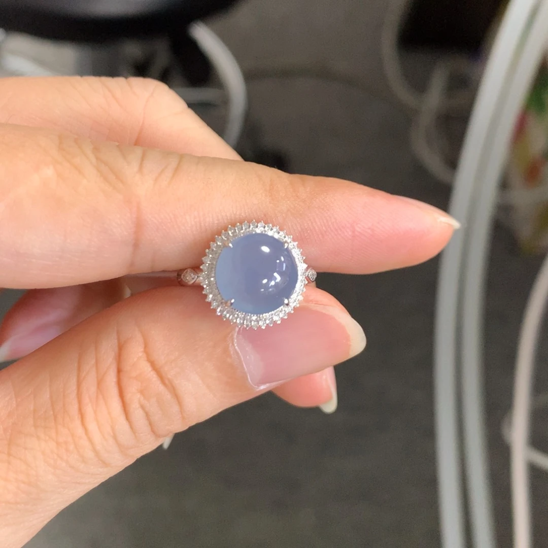 翡翠戒指18K金镶嵌翡翠