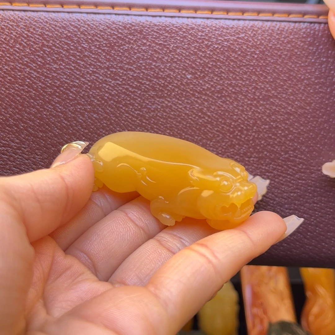 石英质玉黄蜡石吊坠未镶嵌-****」