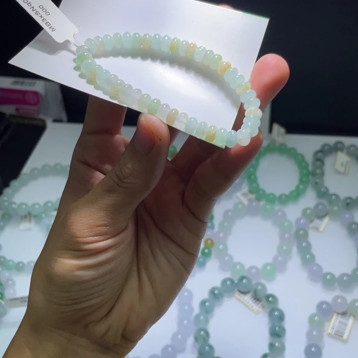 未镶嵌定制翡翠翡翠