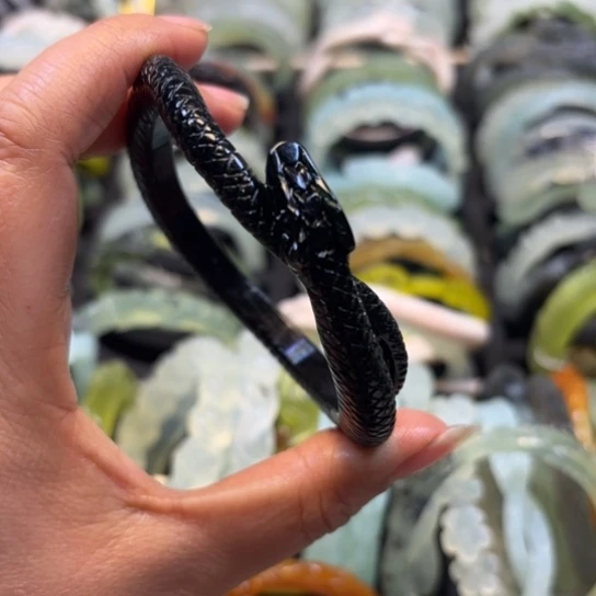 蛇纹石玉手镯未镶嵌紫**嘻蛇镯