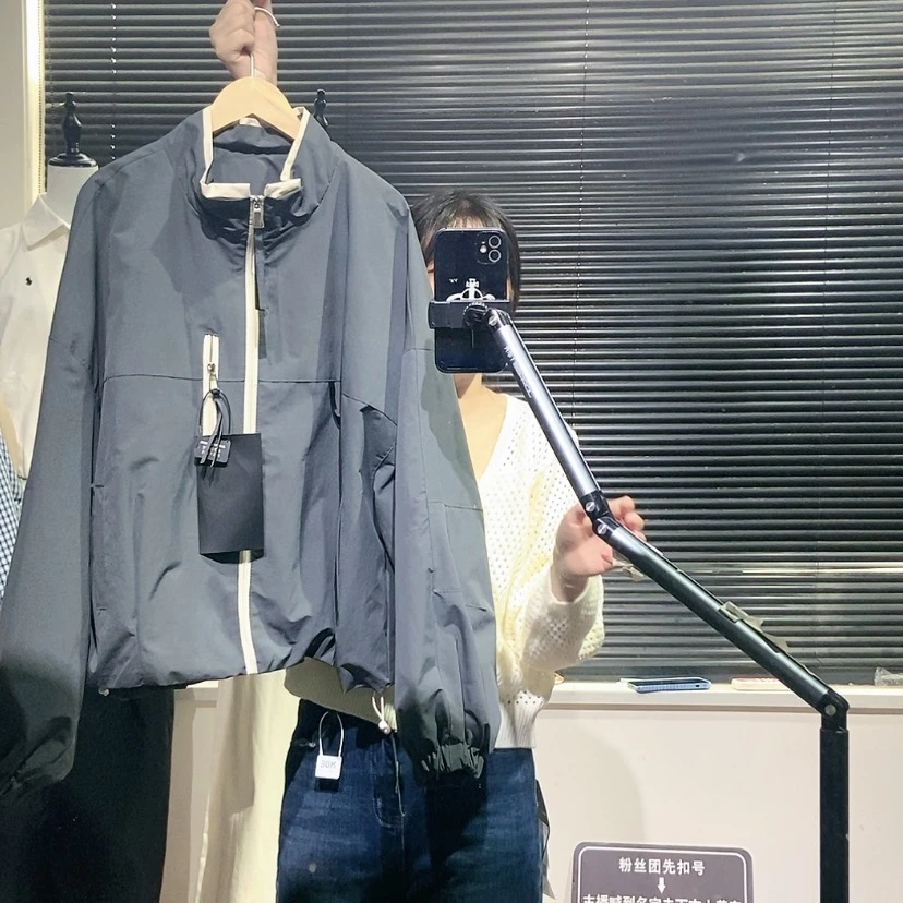 【闪购商品】灰色外套