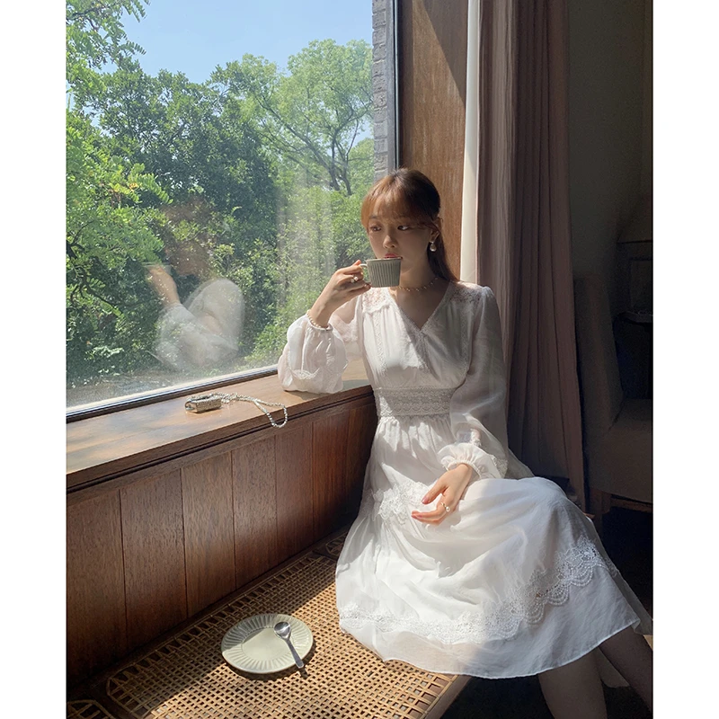 于momo【希腊女神裙】时尚收腰连衣裙夏季女气质感蕾丝裙ML222214