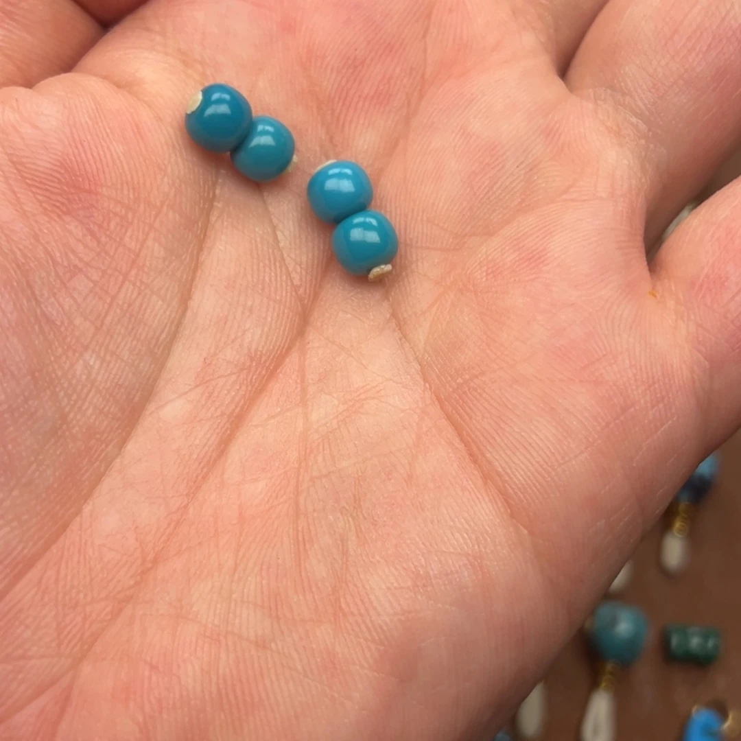 L***L绿松石未镶嵌颈饰