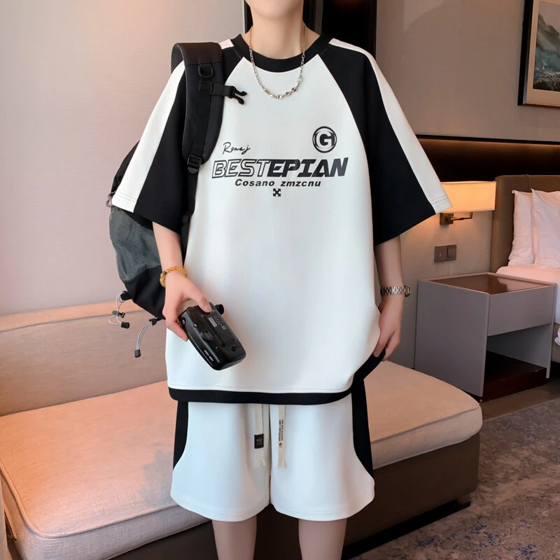 2025夏季新款青少年短袖套装男港风T恤休闲薄款短裤宽松两件套