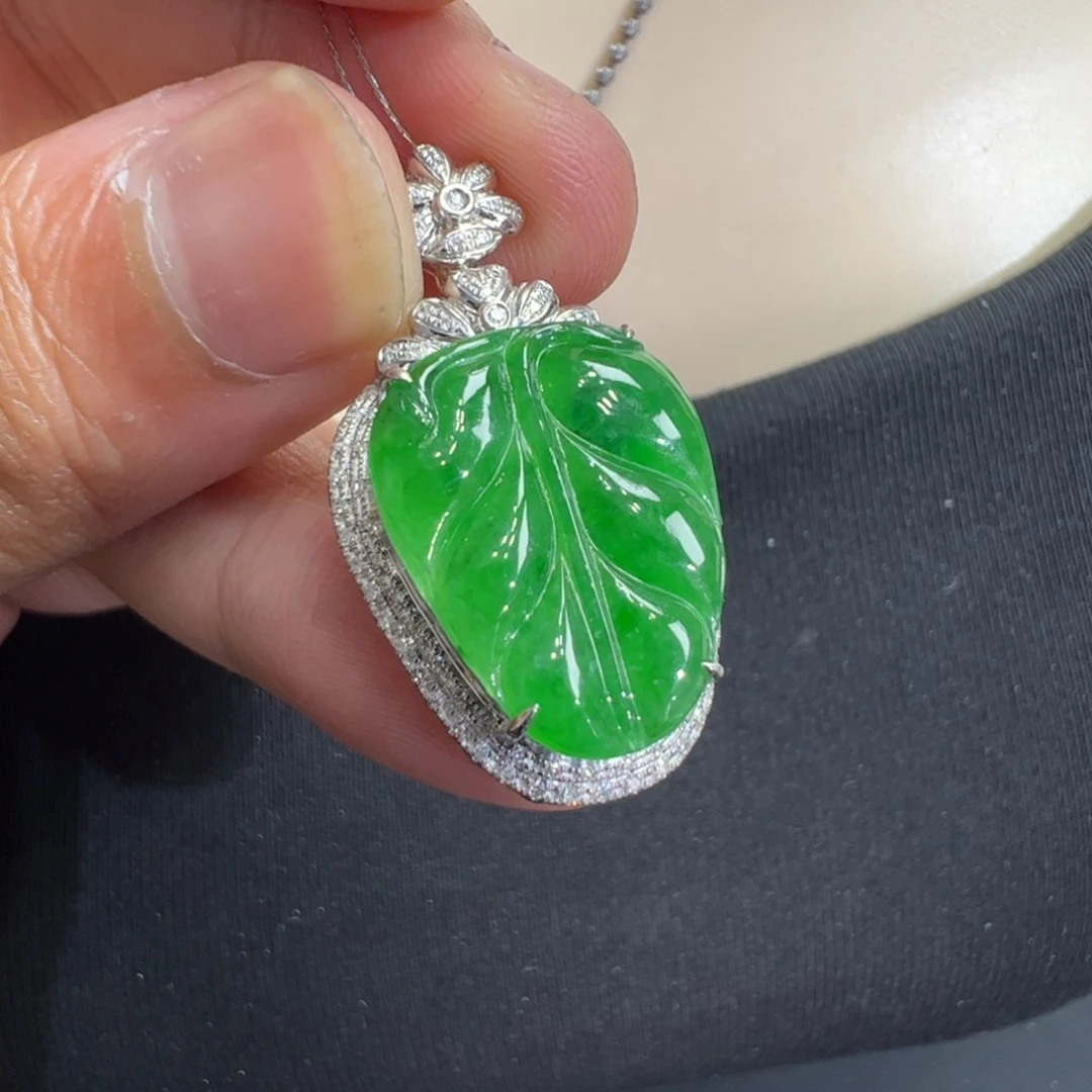 翡翠18K金镶嵌吊坠(不含链)鑫**棋