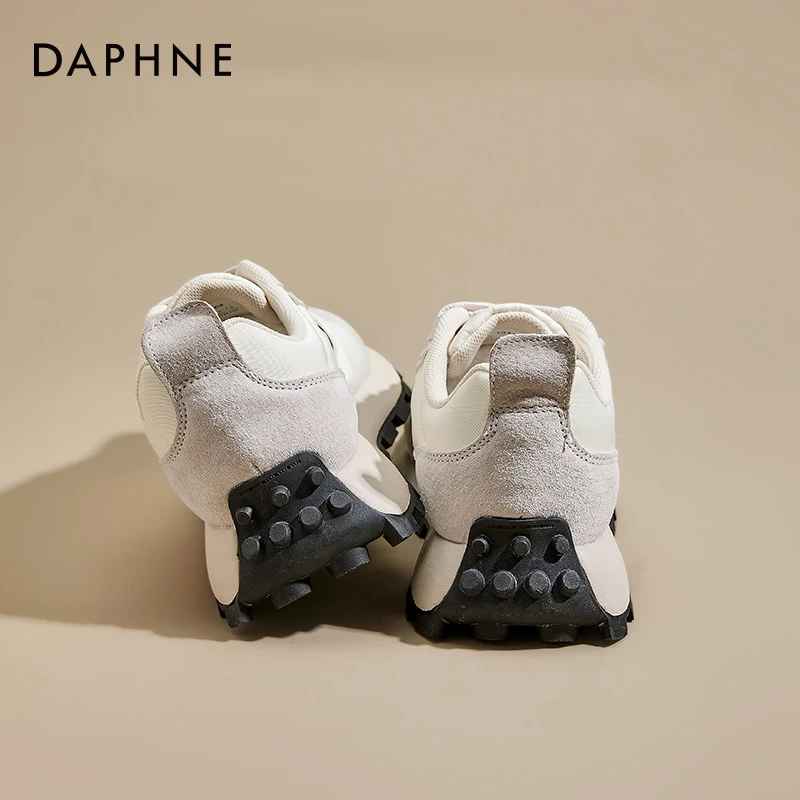 达芙妮阿甘女鞋子2025新款春夏厚底增高老爹鞋百搭小白休闲运动鞋