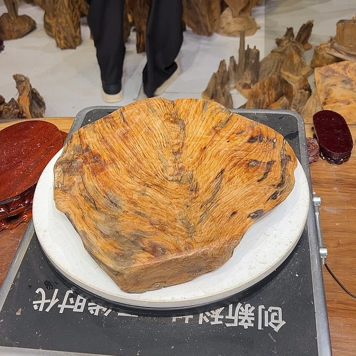 松木（琥珀木）刘*婷